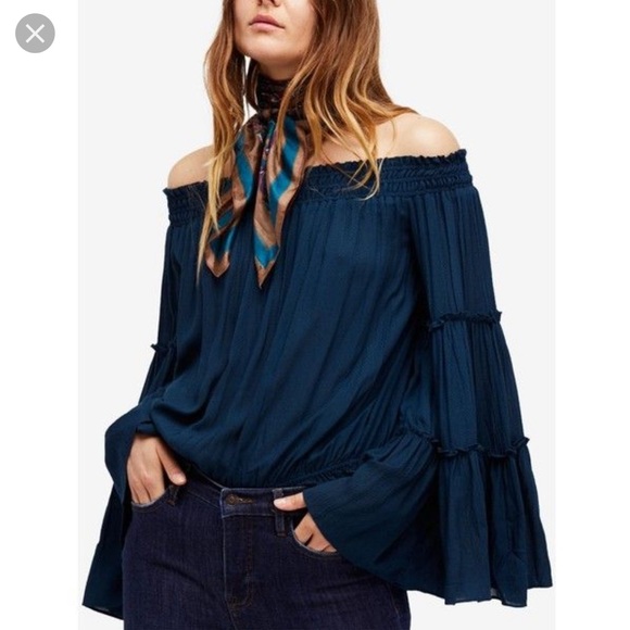 Free People off the shoulder top,  size S - Picture 1 of 4